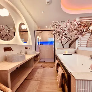  Appartement Blossom Suite-hyper Centre Jacuzzi Balcon Clim